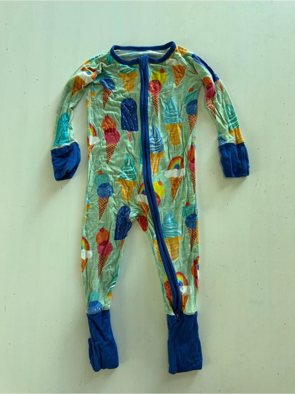 Little sleepies 3 zippy bundle size 6-12 months